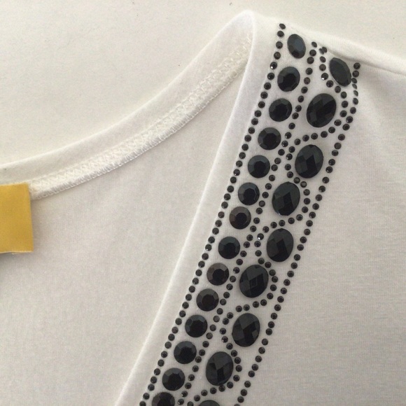 ST. JOHN WHITE EMBELLISHED V NECK TEE SHIRT MEDIUM - Picture 10 of 16